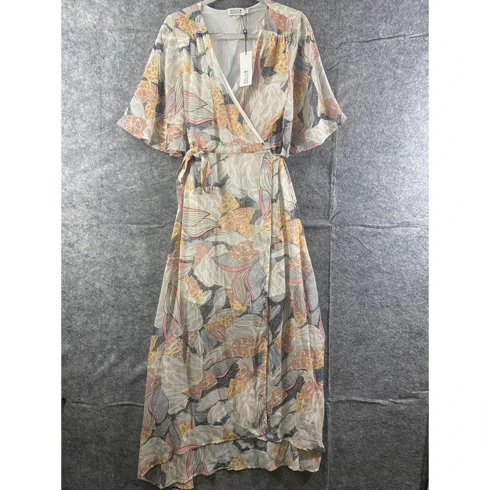 Molly Bracken Maxi Dress Medium Pink Lotus Floral Print Wrap Short Sleeve NWT - Picture 2 of 13